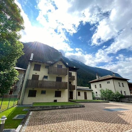 Apartament Bianchina - Bilocale Con Giardino Privato Valdisotto Zewnętrze zdjęcie